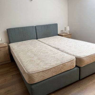 Аренда просторной, двухэтажной, 3-комнатной квартиры, 80 м², центр Белграда, Сербия